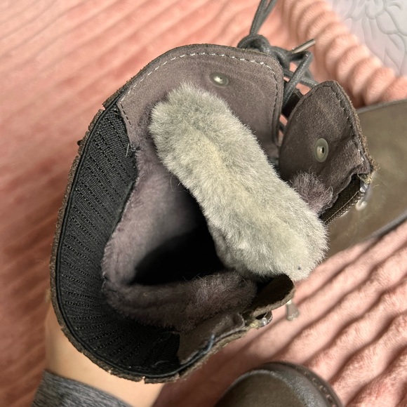 Like New- Emu Australia Army Green Fall/Winter combat boot - Picture 3 of 6